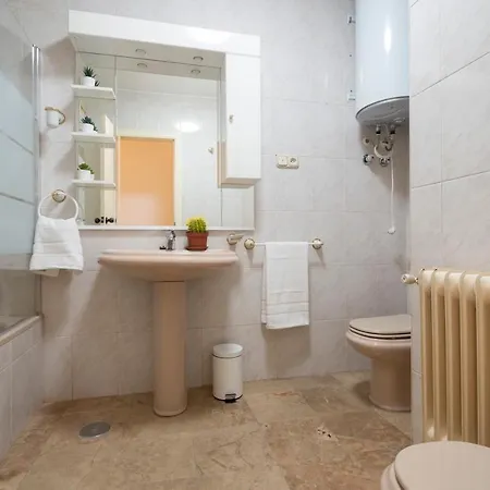Excelente Apartamento San Isidro * Granada